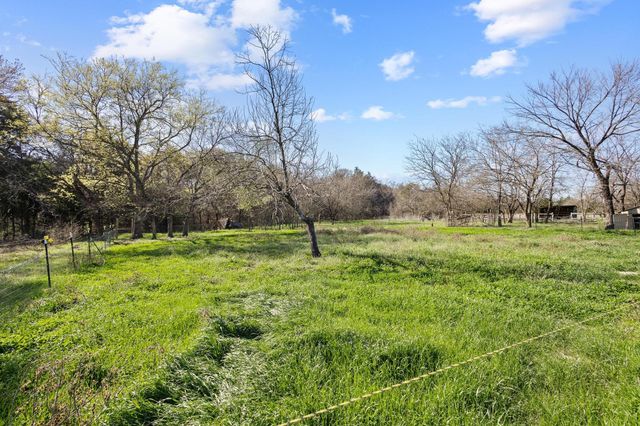 338 County Road 1120, Ravenna, TX 75476