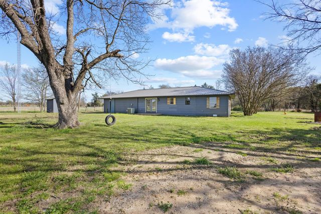 338 County Road 1120, Ravenna, TX 75476