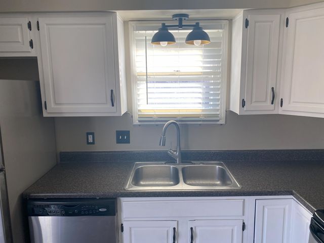 3216 S Walnut St, Wichita, KS 67217