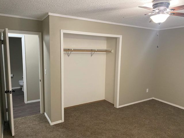 3216 S Walnut St, Wichita, KS 67217