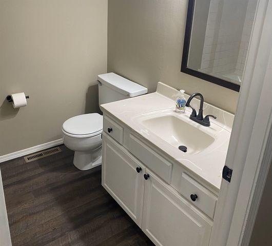 3216 S Walnut St, Wichita, KS 67217