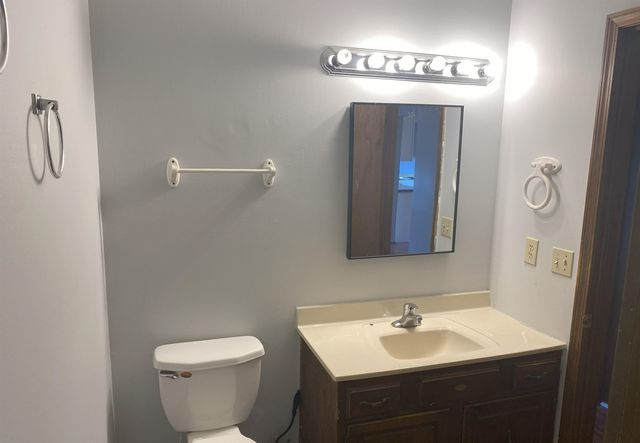 3216 S Walnut St, Wichita, KS 67217