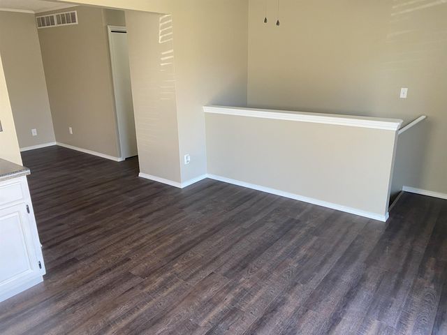 3216 S Walnut St, Wichita, KS 67217