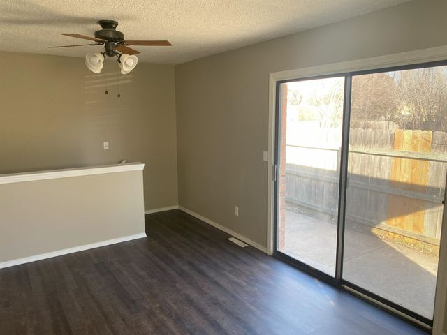 3216 S Walnut St, Wichita, KS 67217