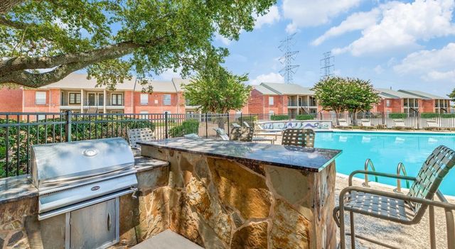 11810 Hammond Drive 613, Houston, TX 77065