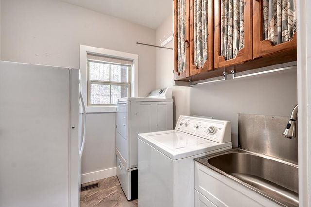338 Meadow Brooke Drive, Young Harris, GA 30582