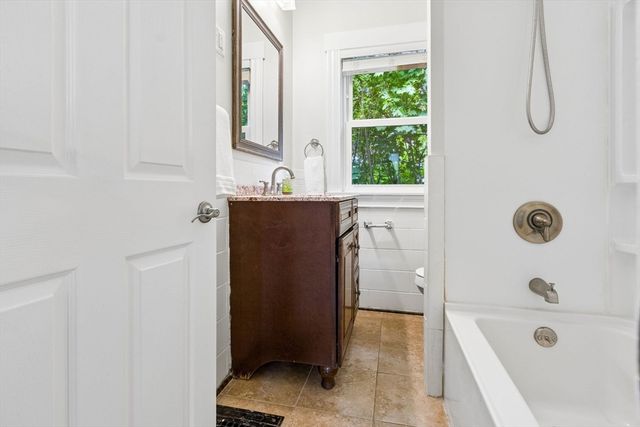 142 S Main St, Sharon, MA 02067