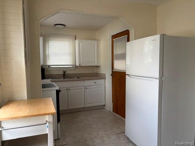 969 Myrtle Avenue, Waterford, MI 48328