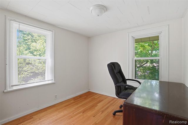 969 Myrtle Avenue, Waterford, MI 48328