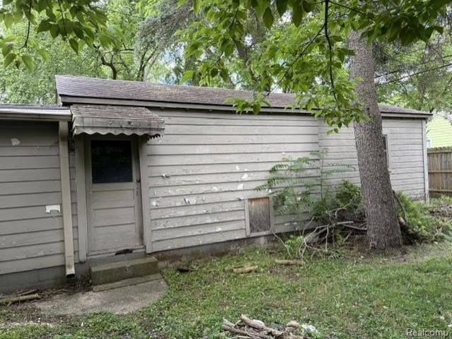 969 Myrtle Avenue, Waterford, MI 48328
