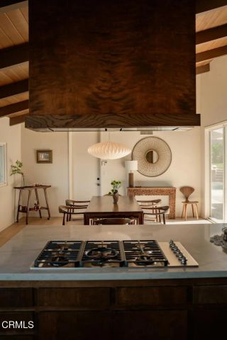 207 Highlawn Place, Altadena, CA 91001