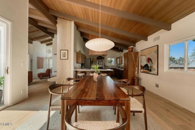 207 Highlawn Place, Altadena, CA 91001