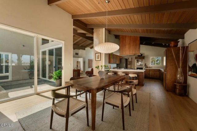 207 Highlawn Place, Altadena, CA 91001