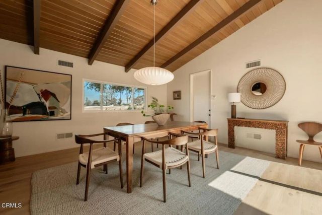 207 Highlawn Place, Altadena, CA 91001