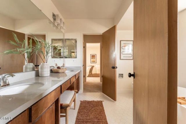 207 Highlawn Place, Altadena, CA 91001
