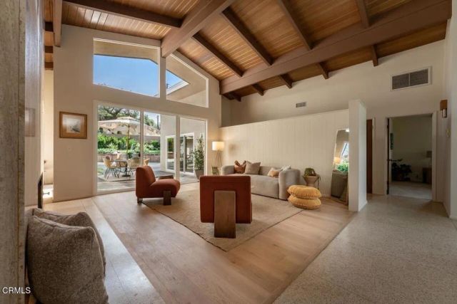 207 Highlawn Place, Altadena, CA 91001