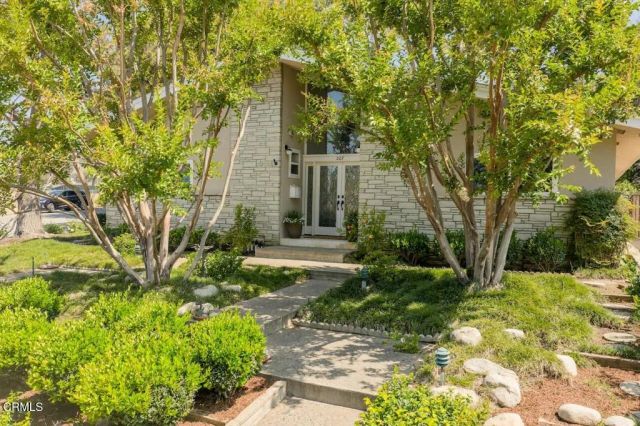 207 Highlawn Place, Altadena, CA 91001
