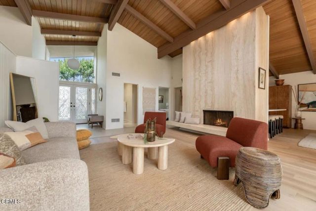 207 Highlawn Place, Altadena, CA 91001