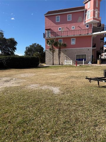 101 PALM HARBOR PARKWAY, Palm Coast, FL 32137