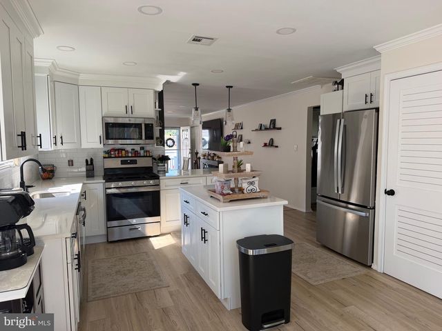 79 SAN CARLOS ST, Toms River, NJ 08757