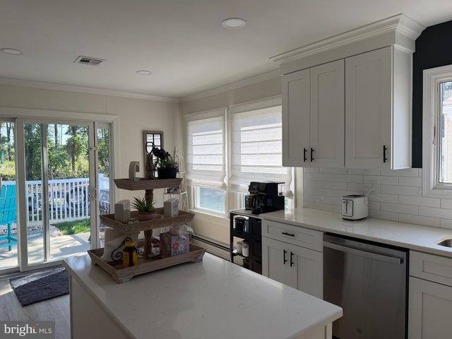 79 SAN CARLOS ST, Toms River, NJ 08757