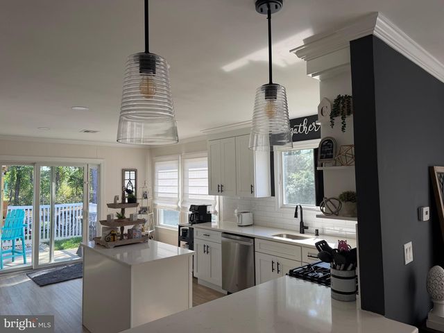 79 SAN CARLOS ST, Toms River, NJ 08757
