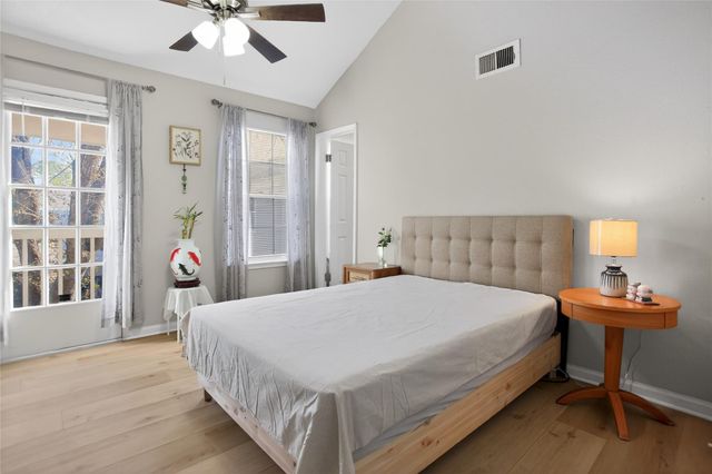 11710 Southlake Drive 15, Houston, TX 77077