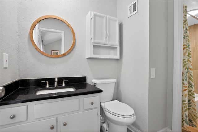 11710 Southlake Drive 15, Houston, TX 77077