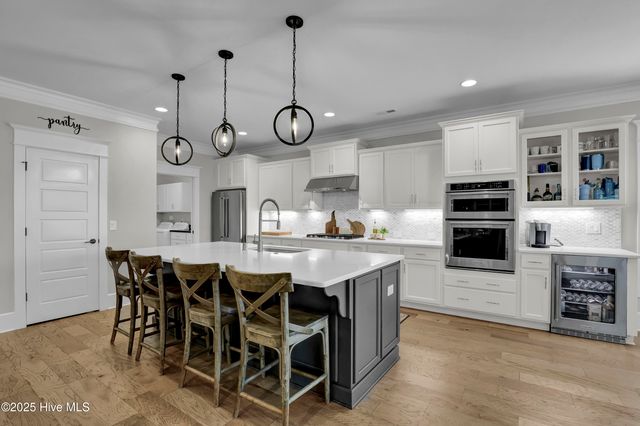 30 Knots Bend Drive, Hampstead, NC 28443