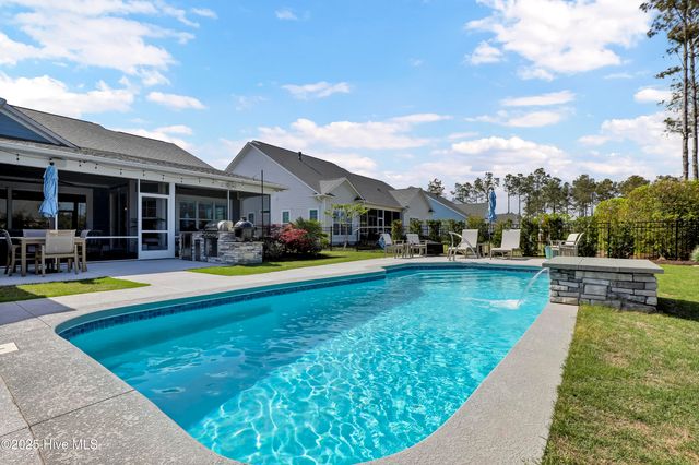 30 Knots Bend Drive, Hampstead, NC 28443