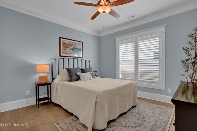 30 Knots Bend Drive, Hampstead, NC 28443