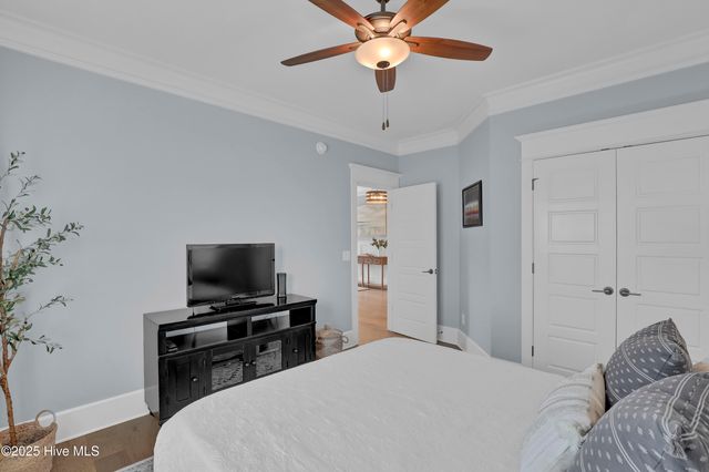 30 Knots Bend Drive, Hampstead, NC 28443