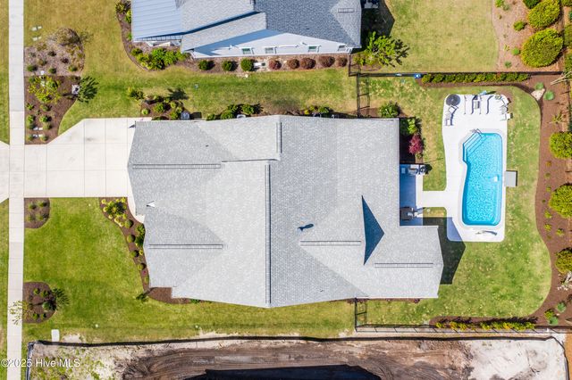 30 Knots Bend Drive, Hampstead, NC 28443