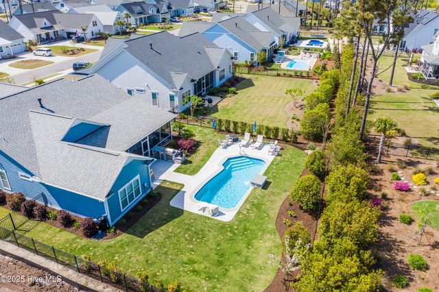 30 Knots Bend Drive, Hampstead, NC 28443