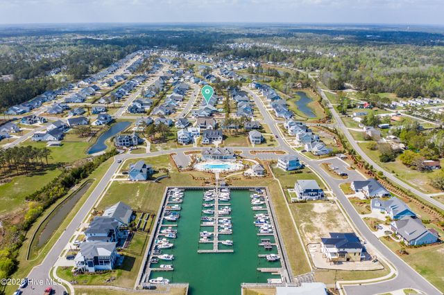 30 Knots Bend Drive, Hampstead, NC 28443