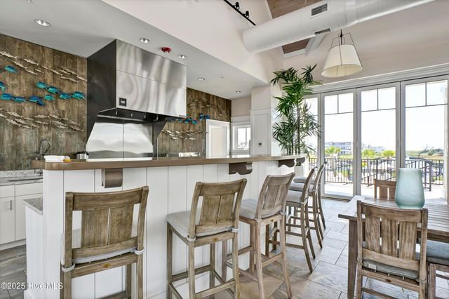 30 Knots Bend Drive, Hampstead, NC 28443