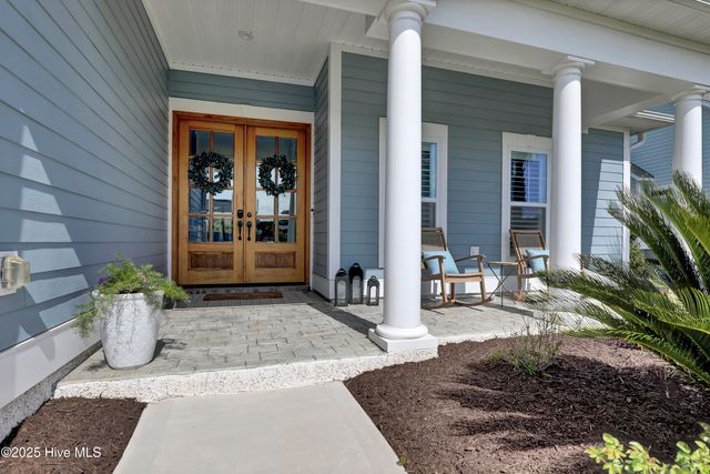 30 Knots Bend Drive, Hampstead, NC 28443