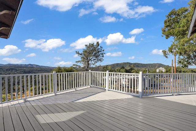 30450 Morgan Canyon Road, Prather, CA 93651
