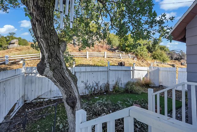 30450 Morgan Canyon Road, Prather, CA 93651