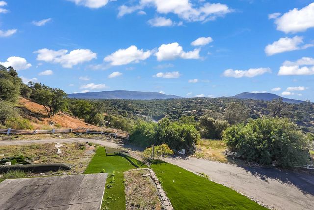 30450 Morgan Canyon Road, Prather, CA 93651