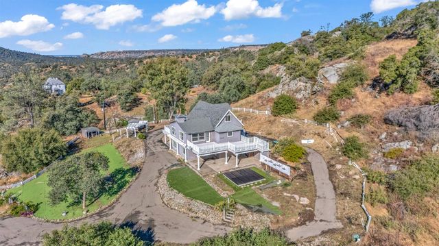 30450 Morgan Canyon Road, Prather, CA 93651