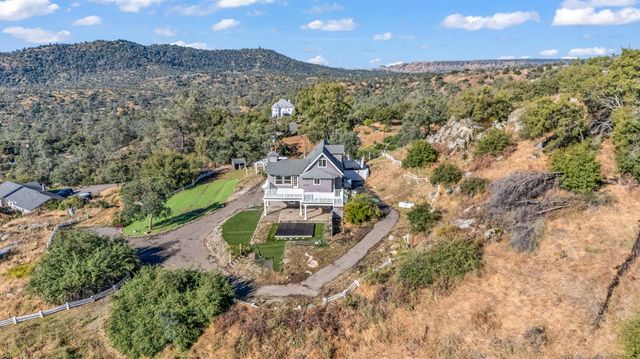 30450 Morgan Canyon Road, Prather, CA 93651