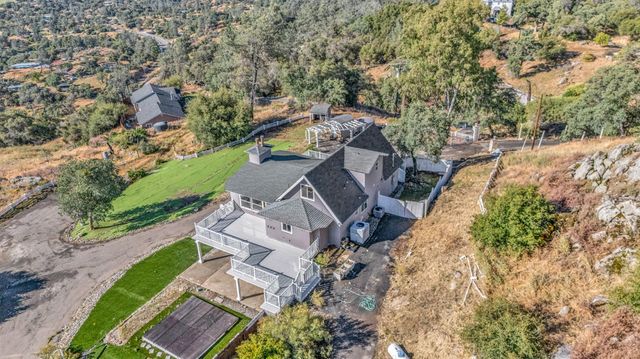 30450 Morgan Canyon Road, Prather, CA 93651