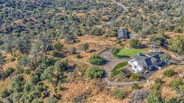 30450 Morgan Canyon Road, Prather, CA 93651