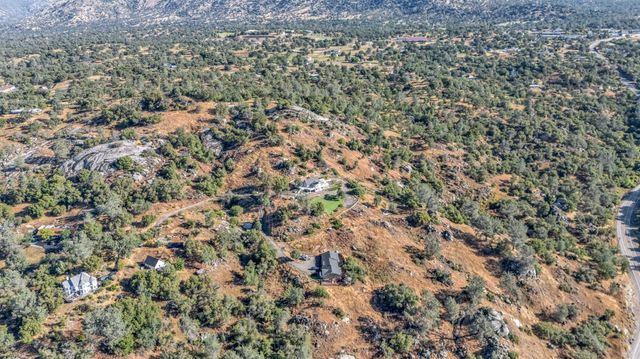 30450 Morgan Canyon Road, Prather, CA 93651
