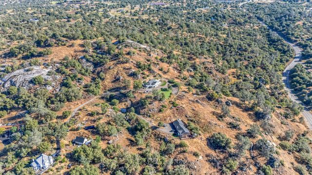 30450 Morgan Canyon Road, Prather, CA 93651