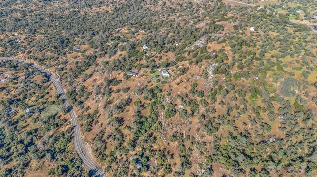 30450 Morgan Canyon Road, Prather, CA 93651
