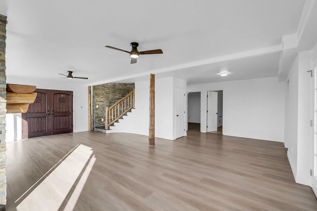 Image 11 of property listing at 30450 Morgan Canyon Road, Prather, CA 93651