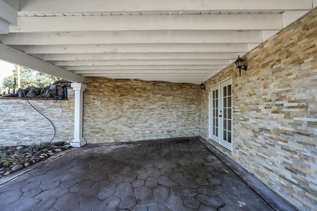 Image 7 of property listing at 30450 Morgan Canyon Road, Prather, CA 93651