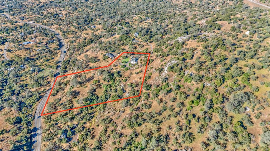 Image 71 of property listing at 30450 Morgan Canyon Road, Prather, CA 93651